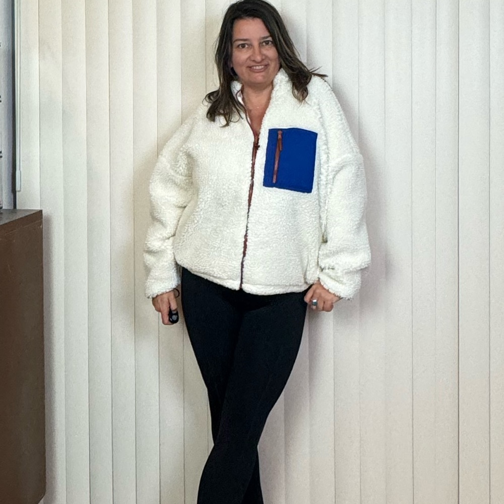 FABLETICS Rylan Sherpa Jacket Size Medium - Picture 8 of 8